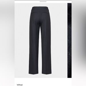 NWOT Aritzia Wilfred Navy Pinstripe Trousers 0